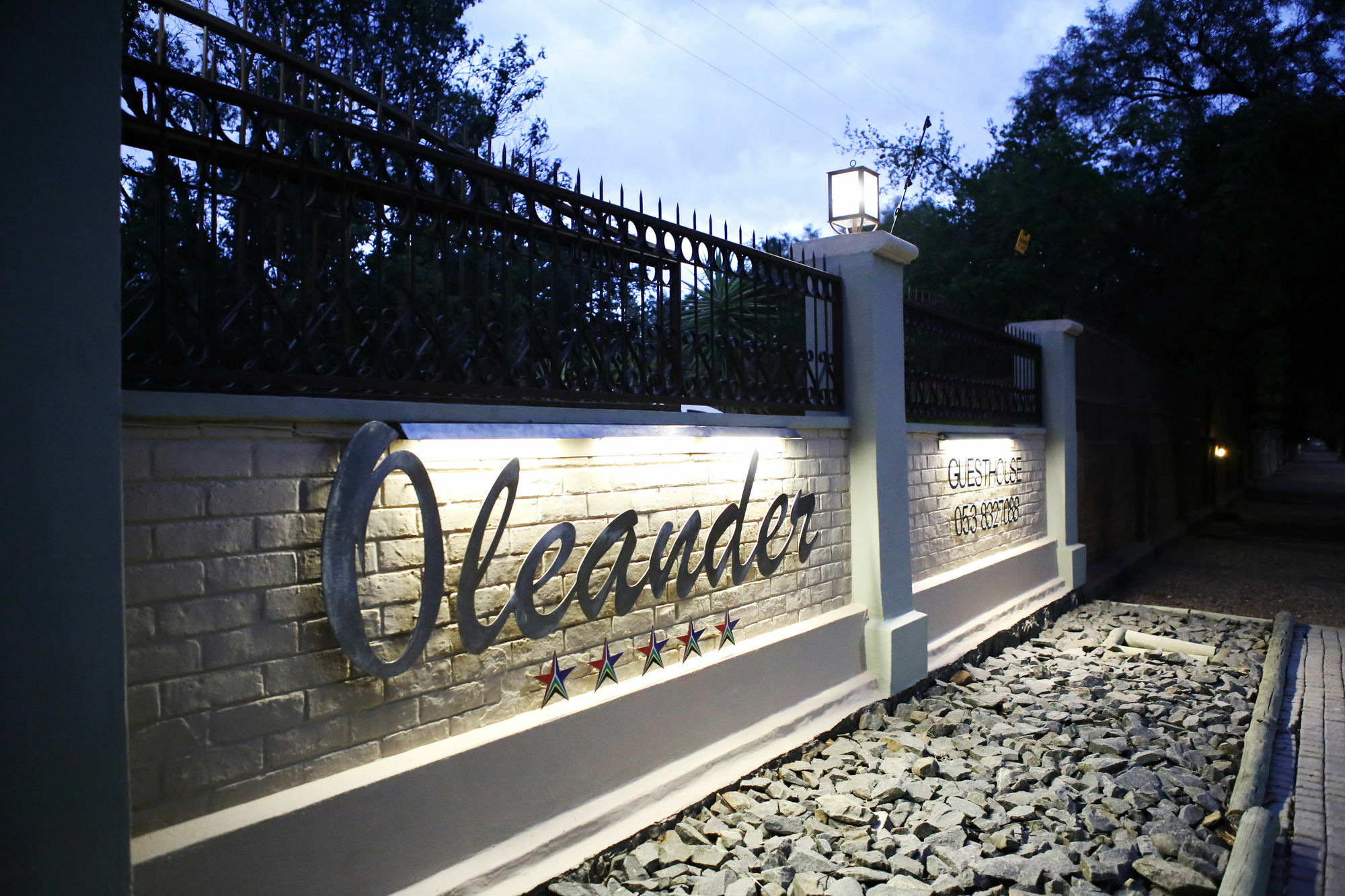 Oleander Guest House Kimberley Esterno foto
